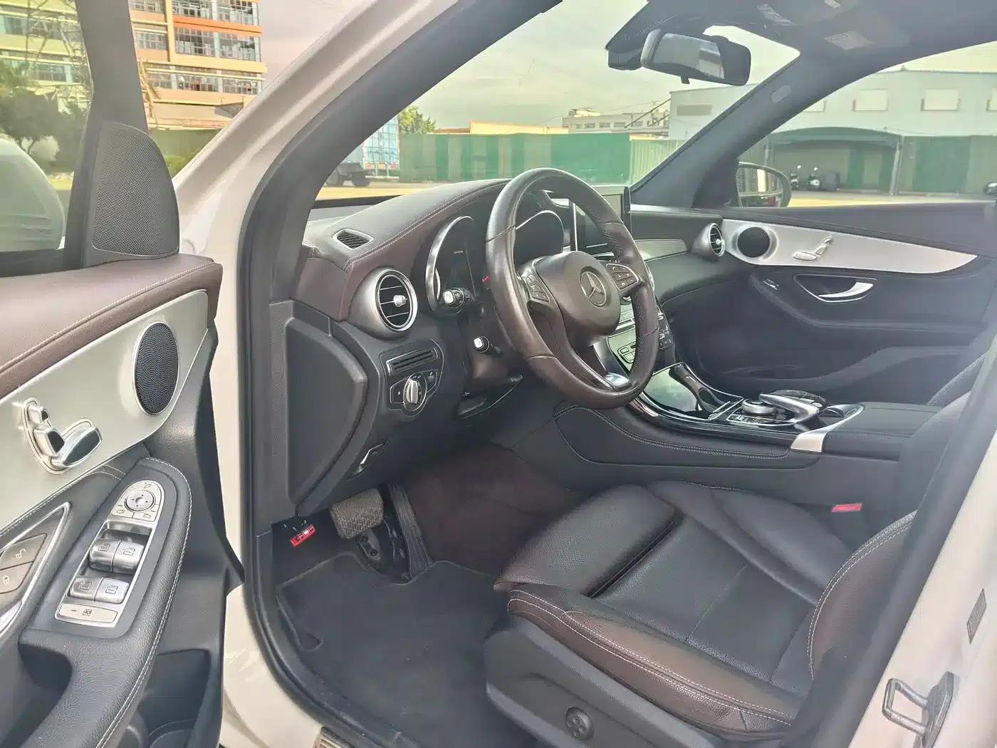2017 Mercedes-Benz GLC 200 4MATIC — миниатюра 8