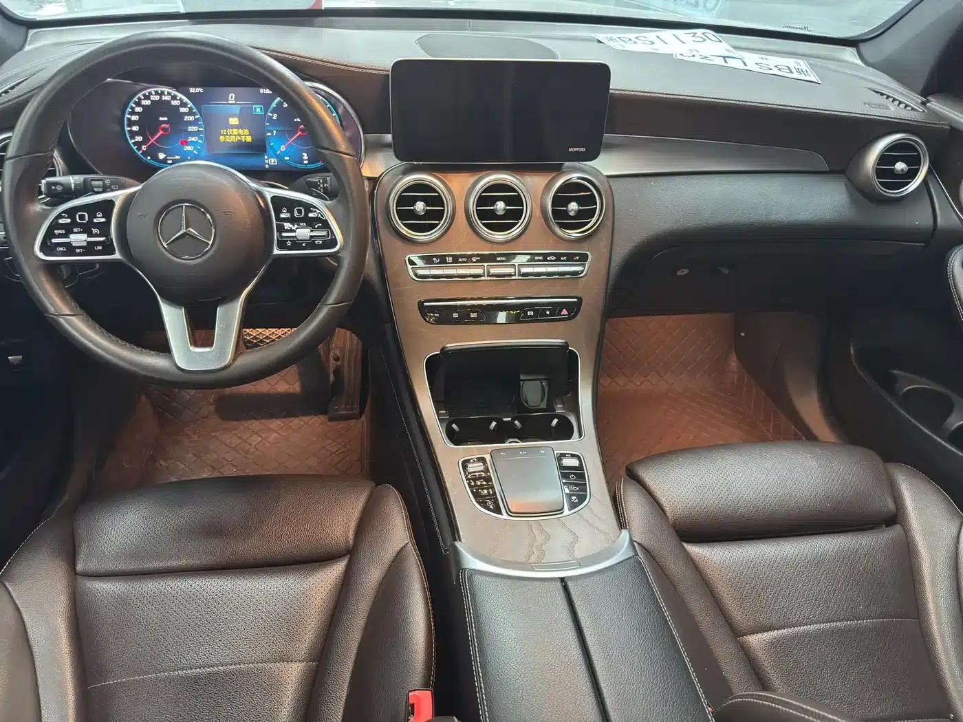 2020 Mercedes-Benz GLC 300 L 4MATIC Dynamic — миниатюра 6
