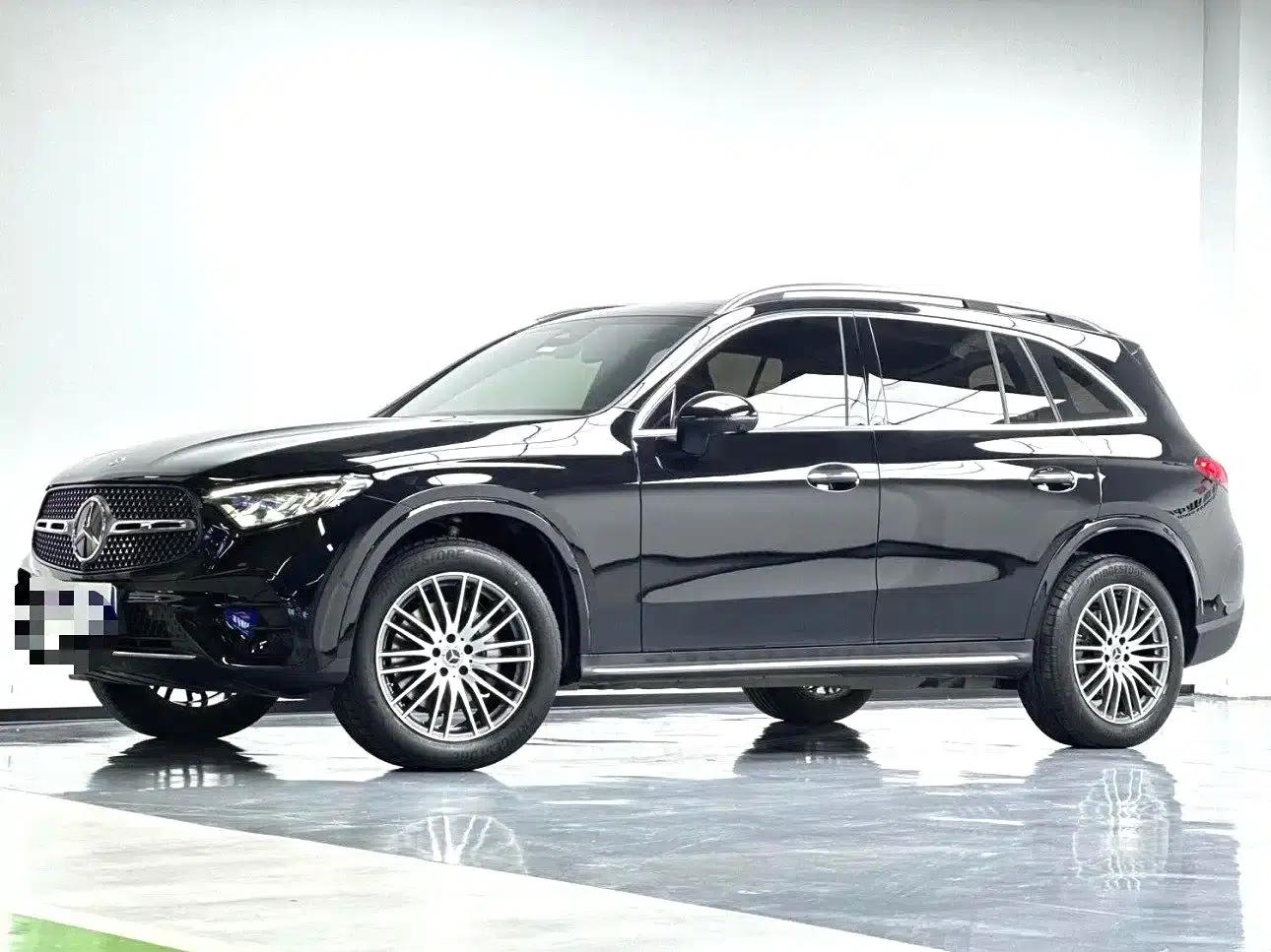 2024 Mercedes-Benz GLC 300 L 4MATIC Dynamic 5-seater — миниатюра 1