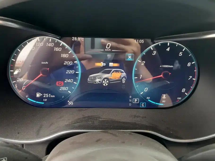 2021 Mercedes-Benz GLC 260 L 4MATIC Luxury — миниатюра 14