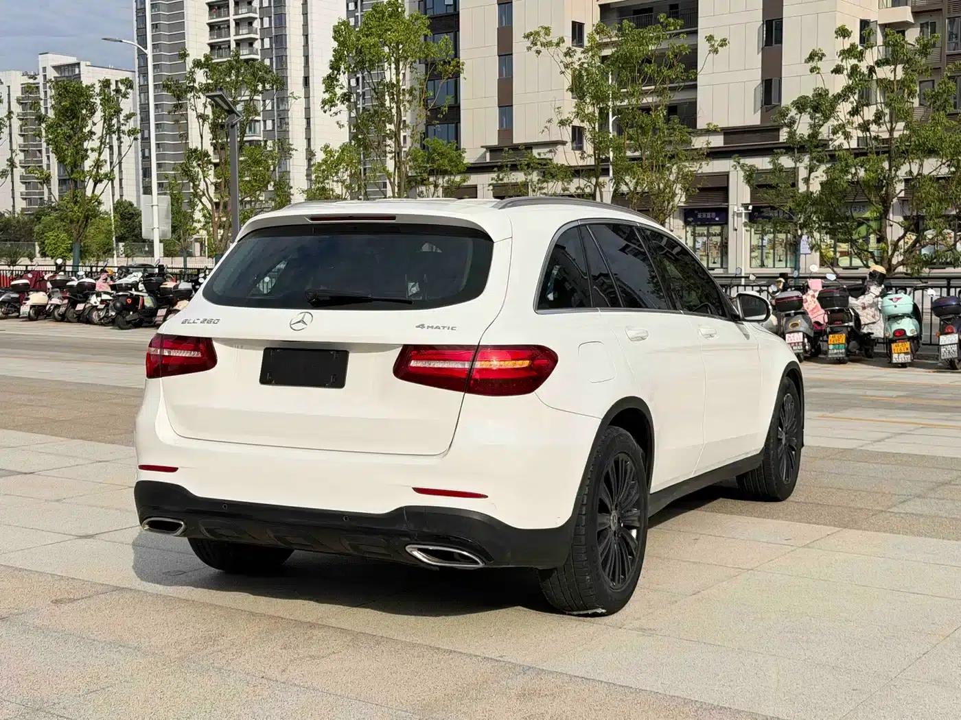 2017 Mercedes-Benz GLC 260 4MATIC Dynamic — миниатюра 6