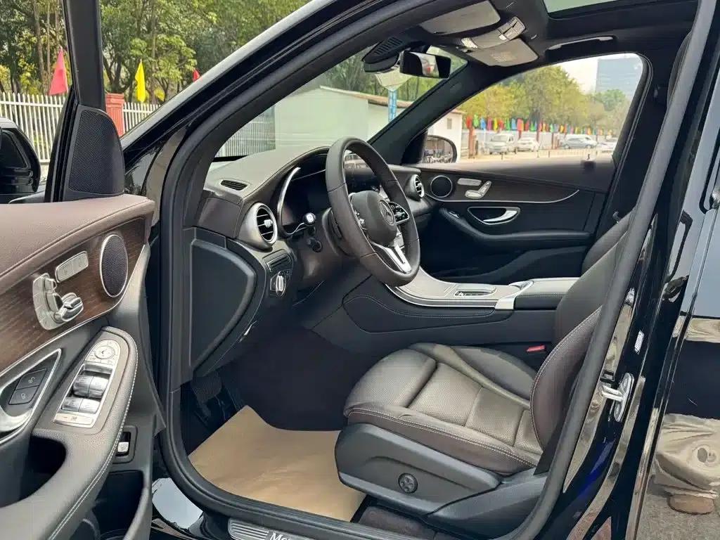 2021 Mercedes-Benz GLC 260 L 4MATIC Luxury — миниатюра 4