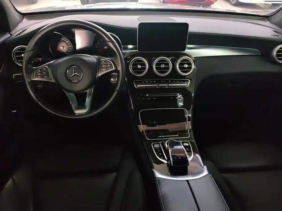 2019 Mercedes-Benz GLC 260 L 4MATIC Dynamic — миниатюра 12