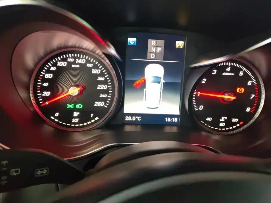2019 Mercedes-Benz GLC 260 L 4MATIC Dynamic — миниатюра 14