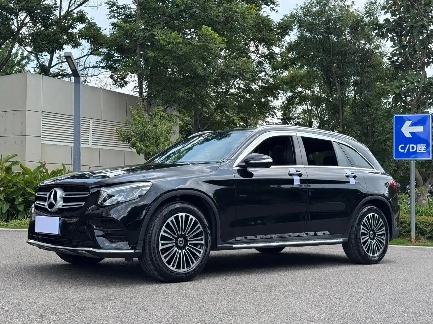2019 Mercedes-Benz GLC 260 4MATIC Dynamic — миниатюра 1