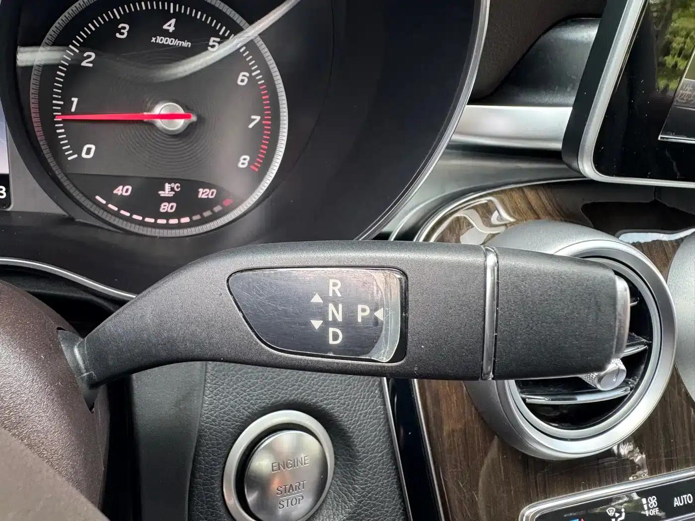 2019 Mercedes-Benz GLC 260 4MATIC Dynamic — миниатюра 36