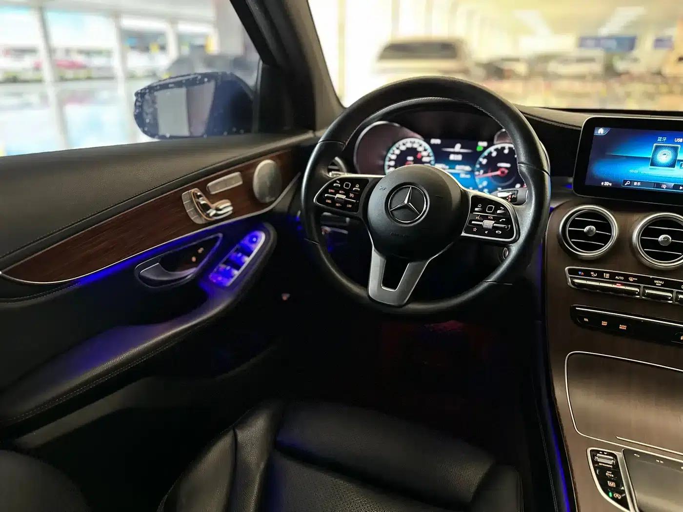 2020 Mercedes-Benz GLC 300 L 4MATIC Luxury — миниатюра 14