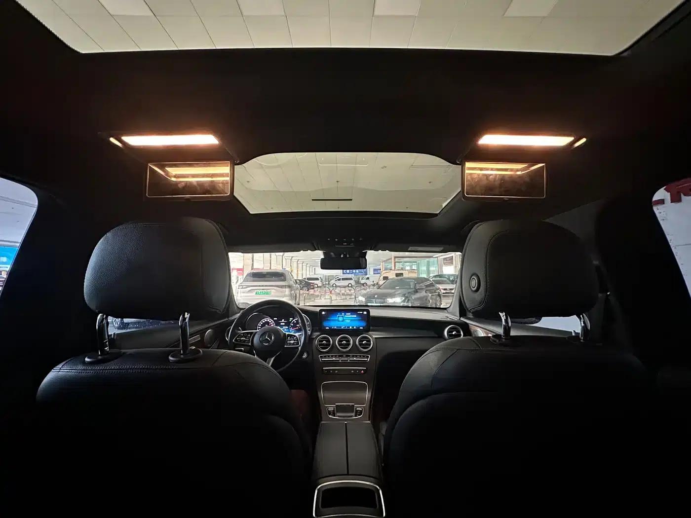 2020 Mercedes-Benz GLC 300 L 4MATIC Luxury — миниатюра 17