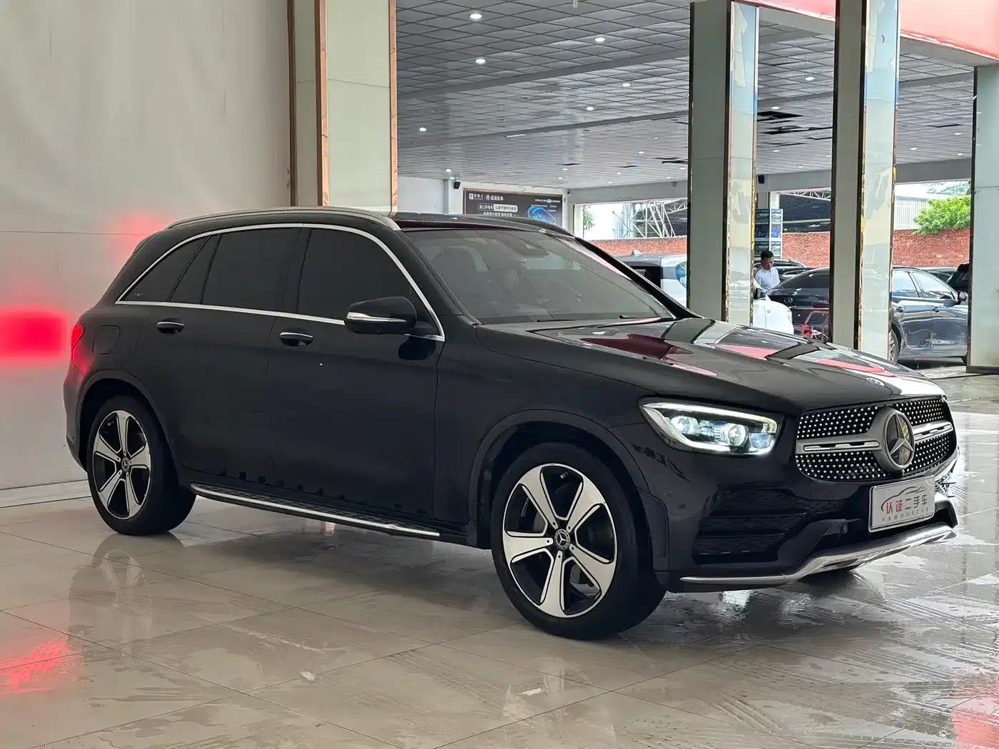 2020 Mercedes-Benz GLC 300 L 4MATIC Luxury — миниатюра 3