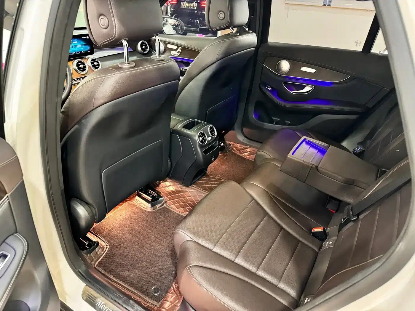 2020 Mercedes-Benz GLC 300 L 4MATIC Dynamic — миниатюра 14
