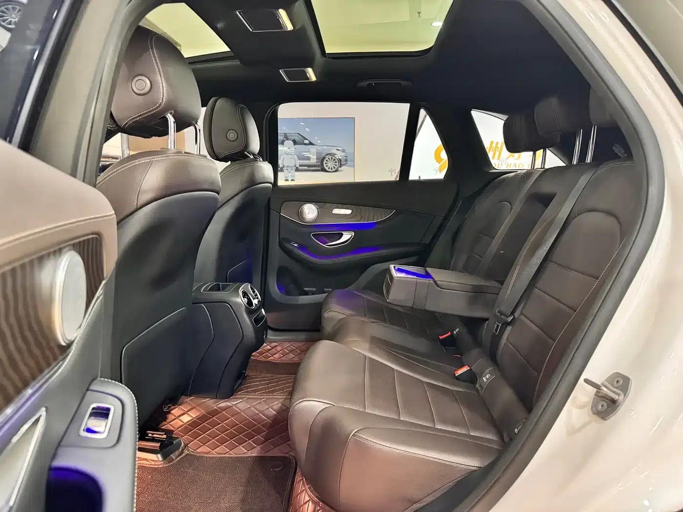 2020 Mercedes-Benz GLC 300 L 4MATIC Dynamic — миниатюра 15