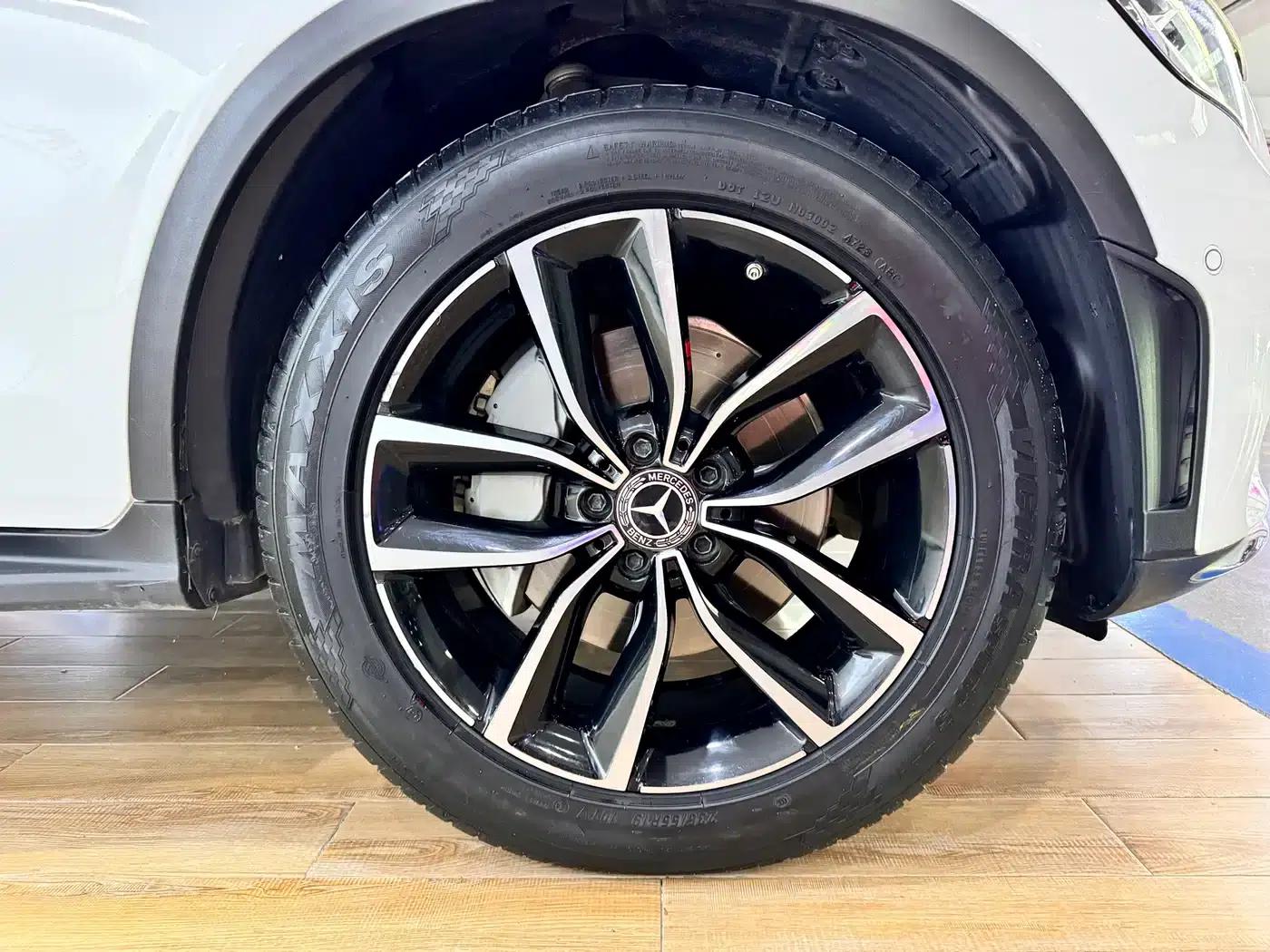 2020 Mercedes-Benz GLC 300 L 4MATIC Dynamic — миниатюра 21