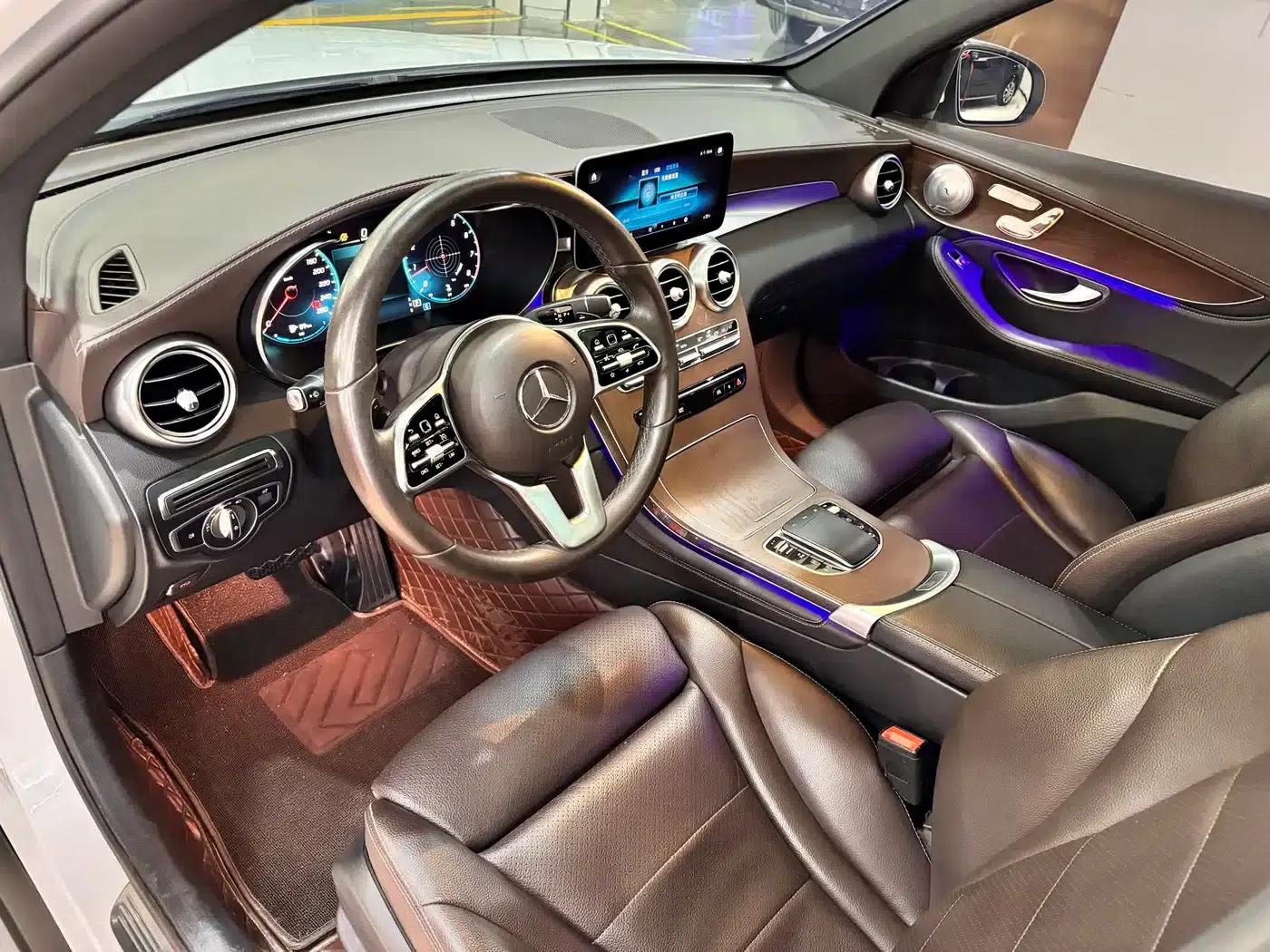 2020 Mercedes-Benz GLC 300 L 4MATIC Dynamic — миниатюра 10