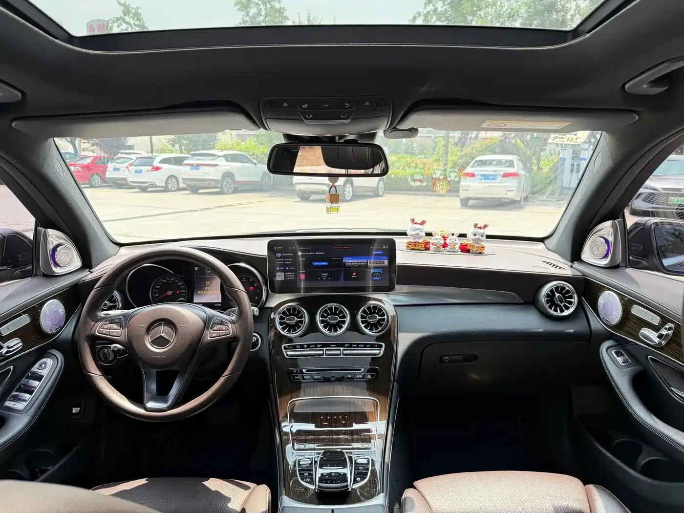 2019 Mercedes-Benz GLC 260 L 4MATIC Luxury — миниатюра 9