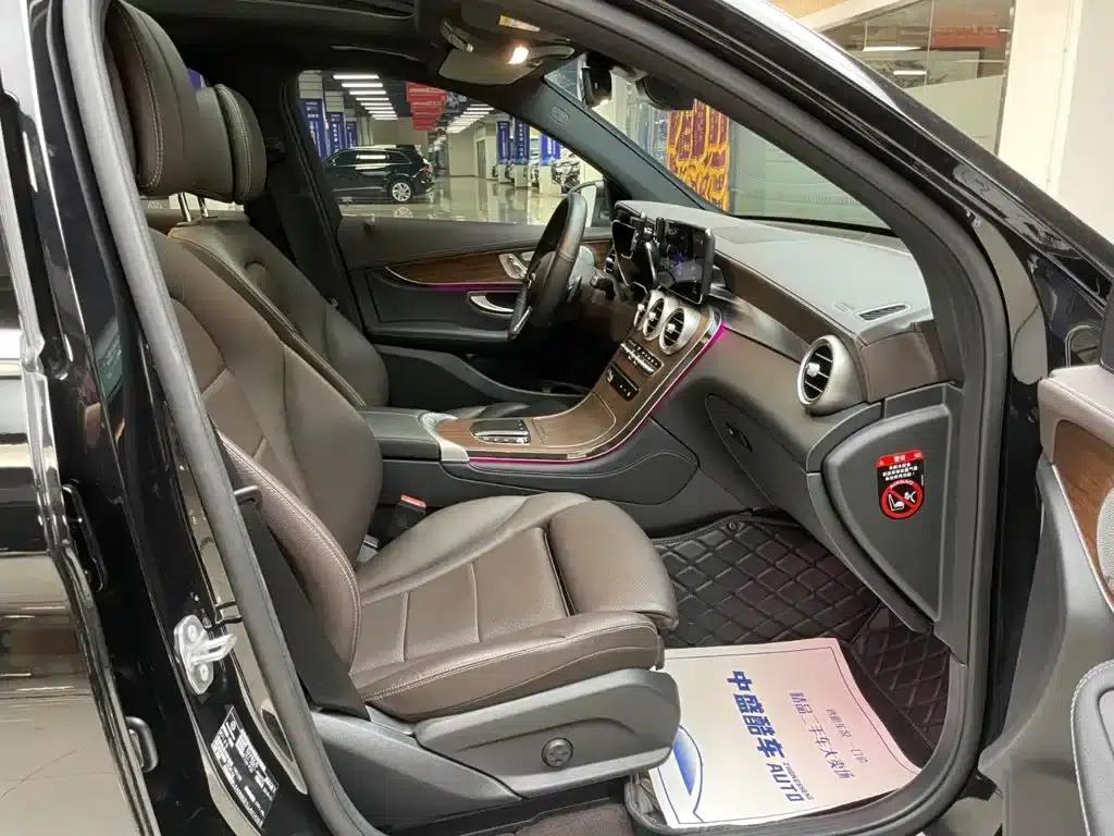2020 Mercedes-Benz GLC 300 L 4MATIC Luxury — миниатюра 16