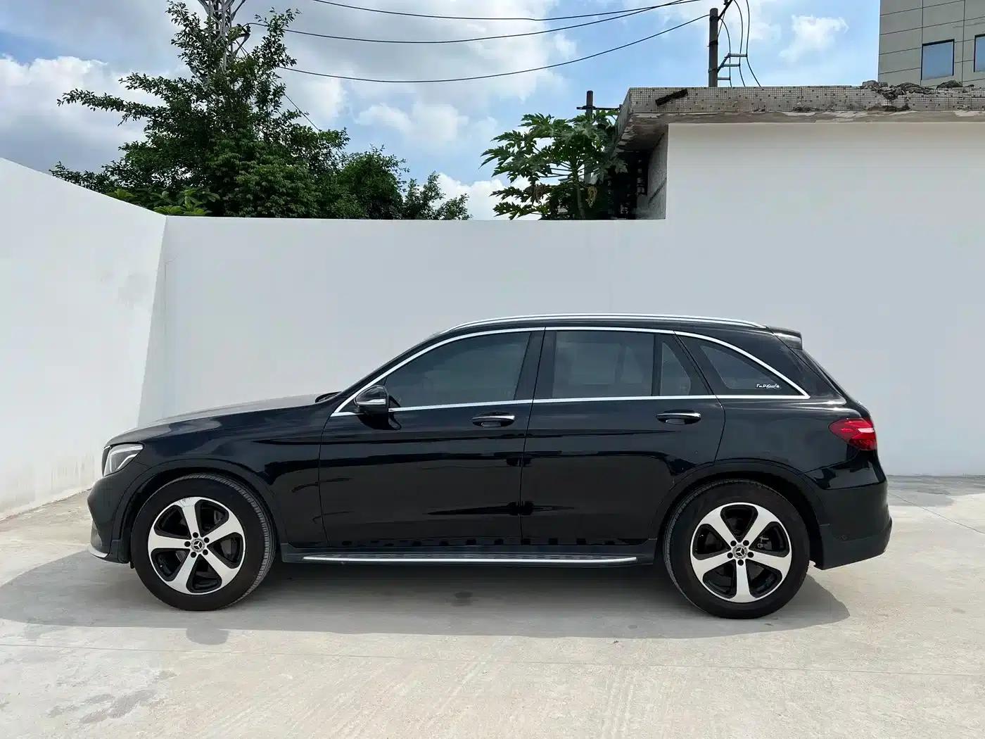2018 Mercedes-Benz GLC Facelift: GLC 260 4MATIC Luxury — миниатюра 3