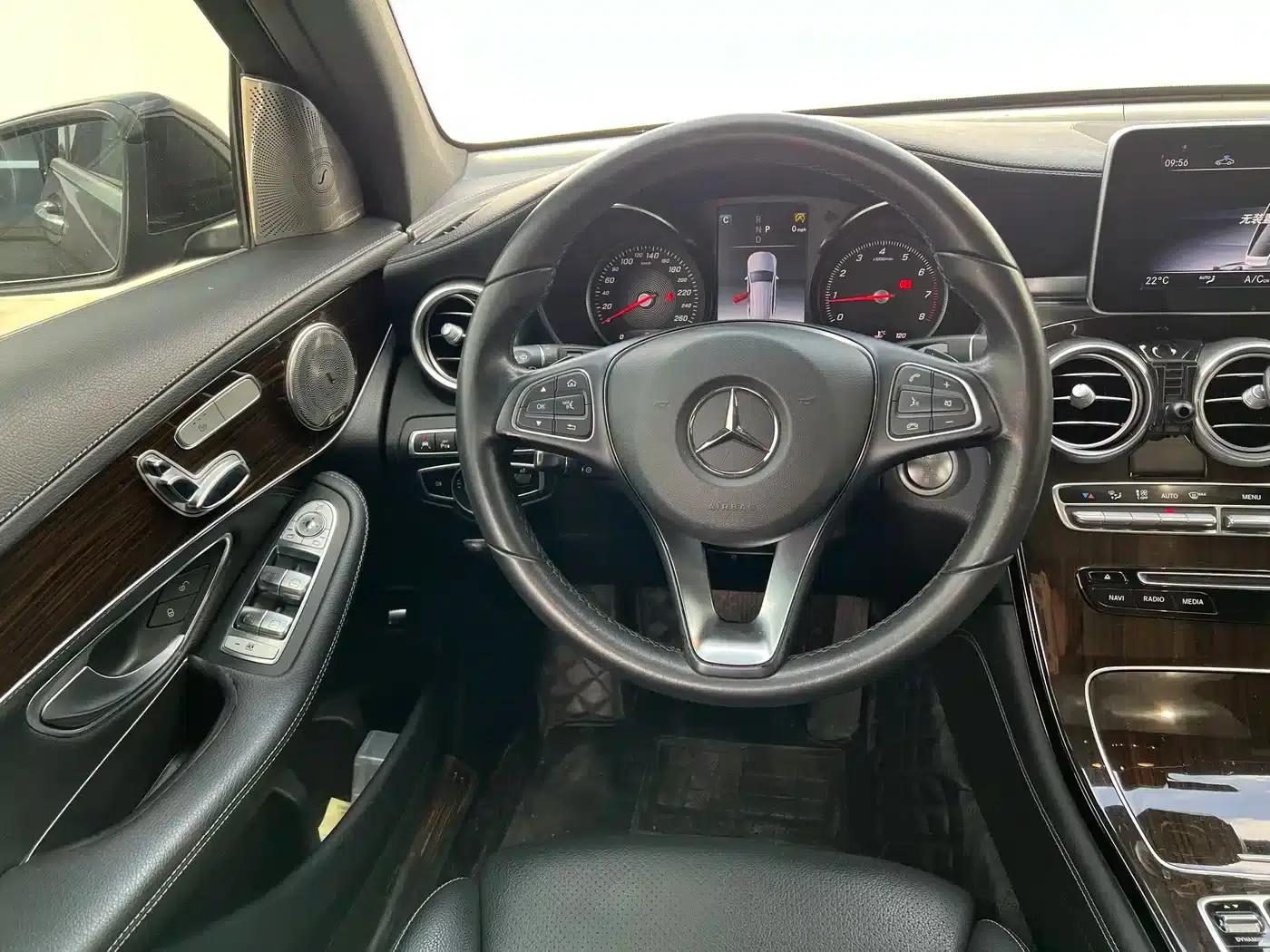 2018 Mercedes-Benz GLC Facelift: GLC 260 4MATIC Luxury — миниатюра 8