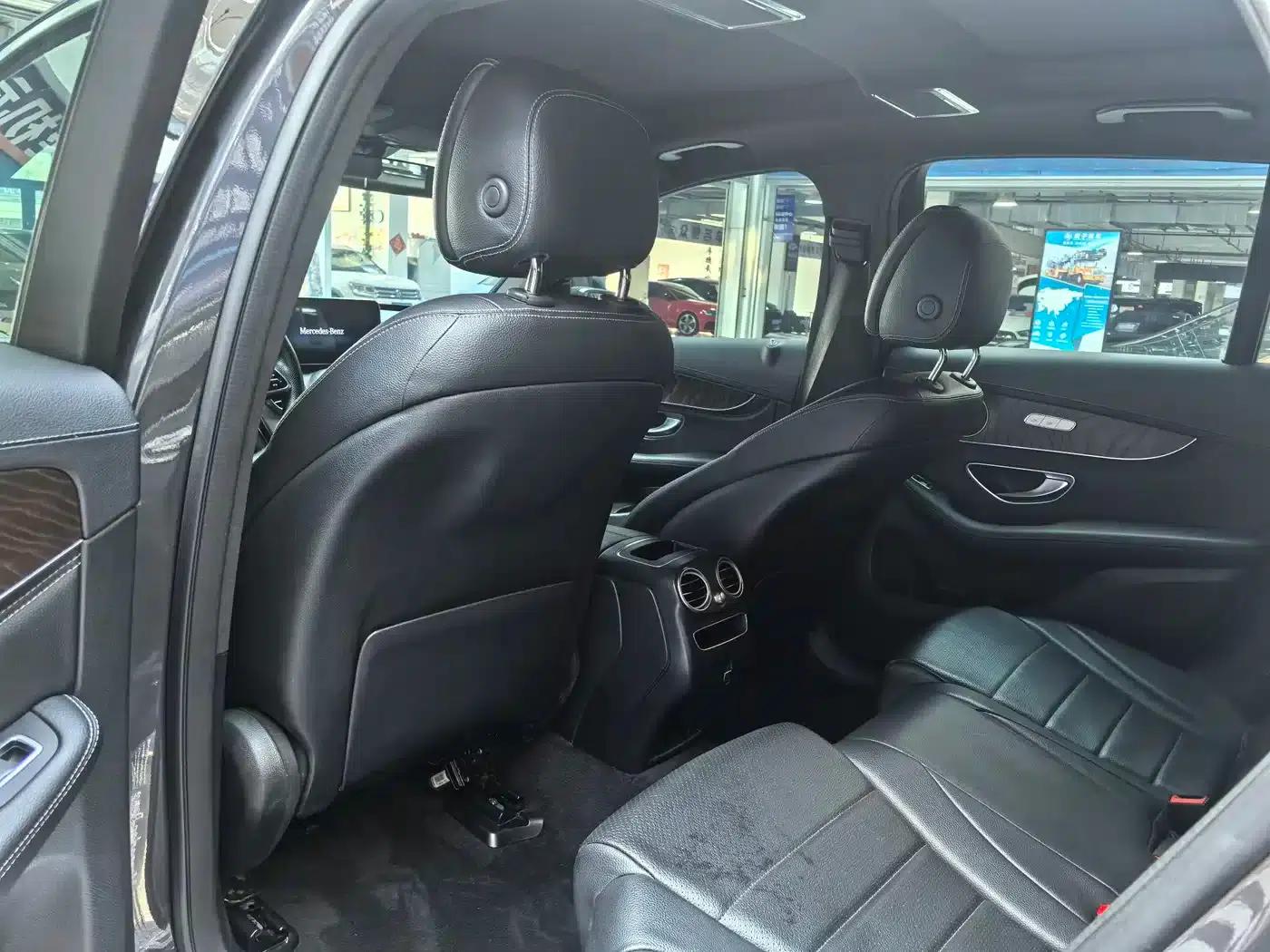 2020 Mercedes-Benz GLC 260 L 4MATIC Luxury — миниатюра 10