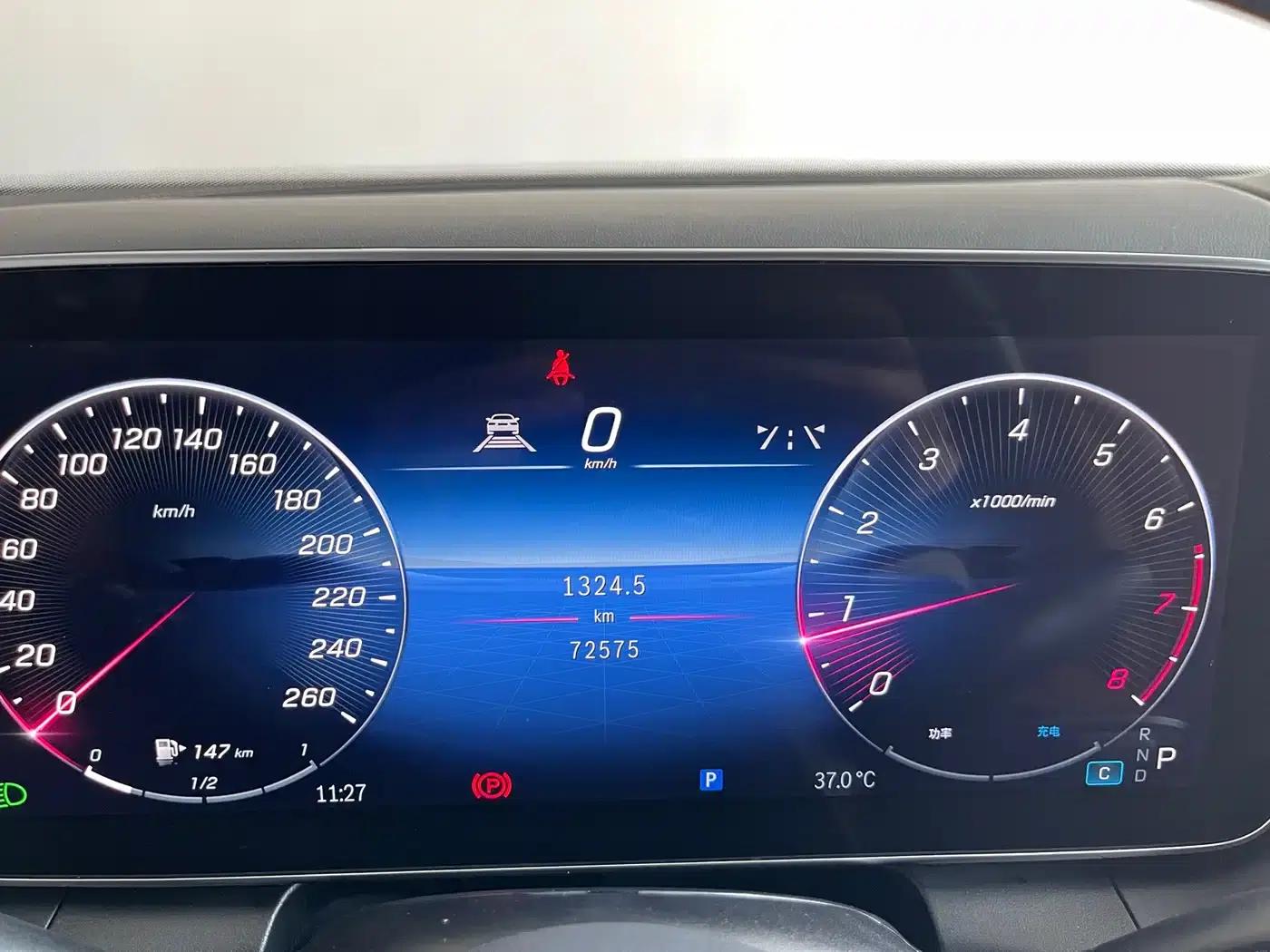2023 Mercedes-Benz GLC 260 L 4MATIC Dynamic 5-seater — миниатюра 13