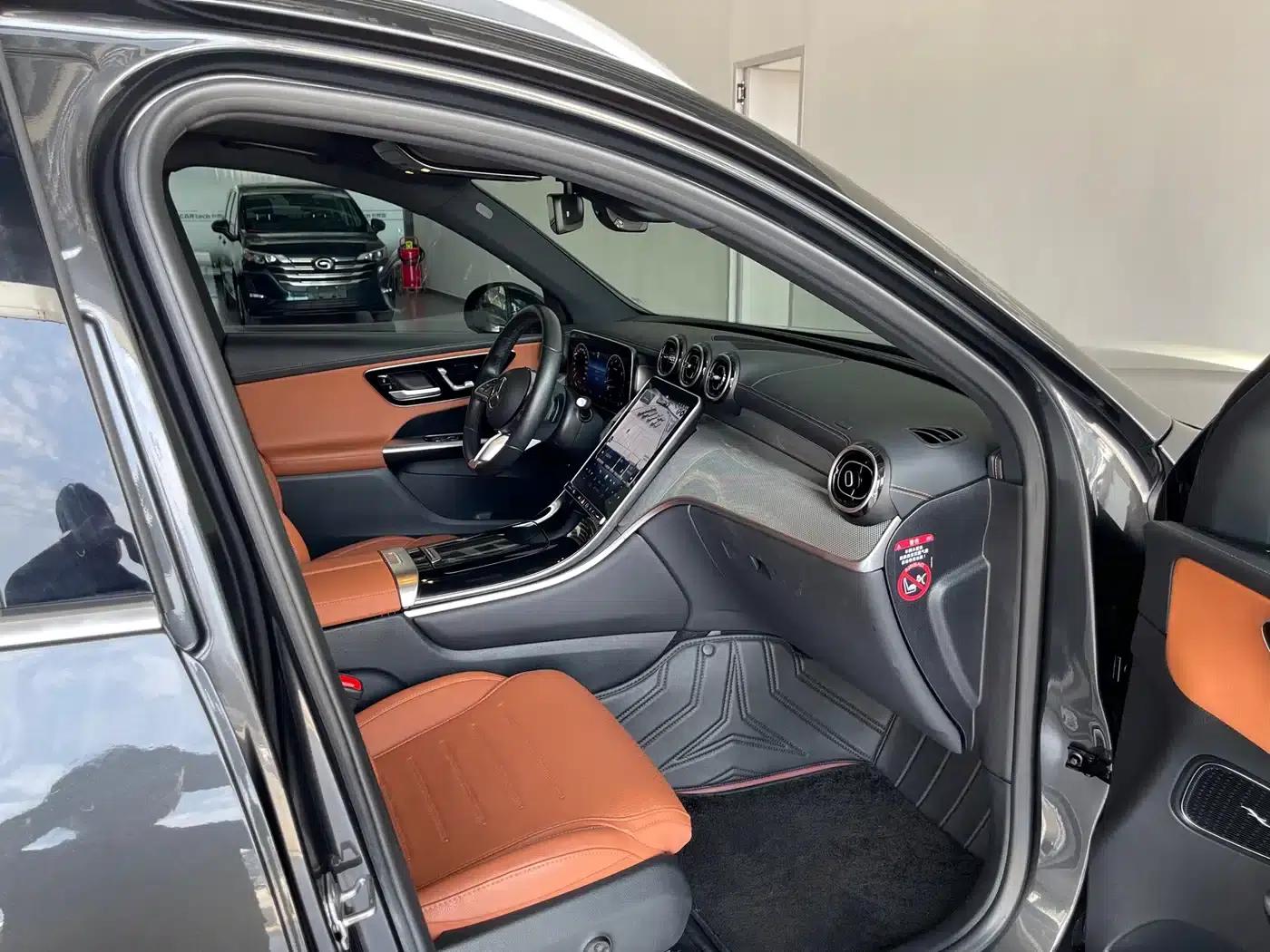 2023 Mercedes-Benz GLC 260 L 4MATIC Dynamic 5-seater — миниатюра 23