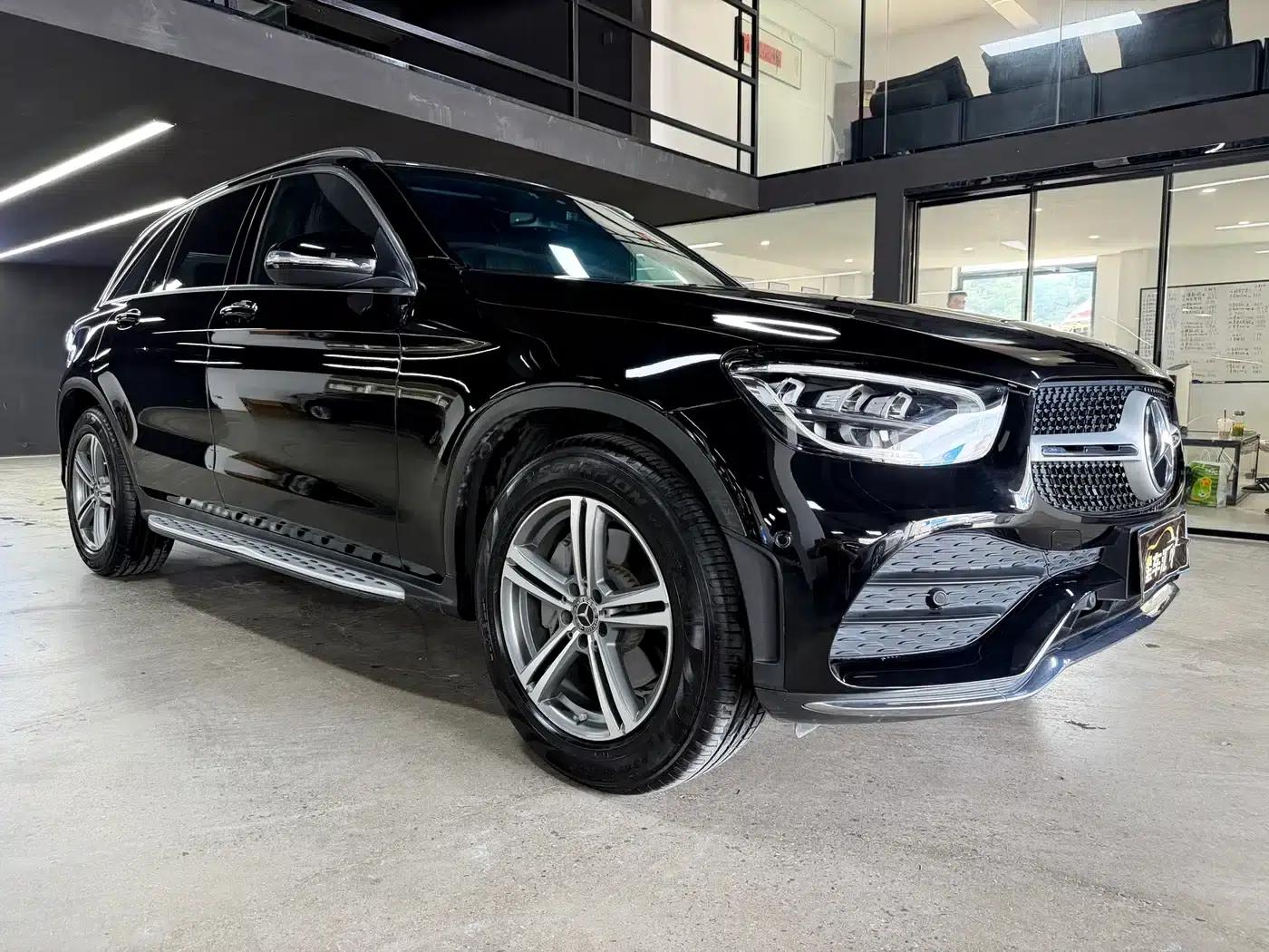 2020 Mercedes-Benz GLC 260 L 4MATIC Luxury — миниатюра 3