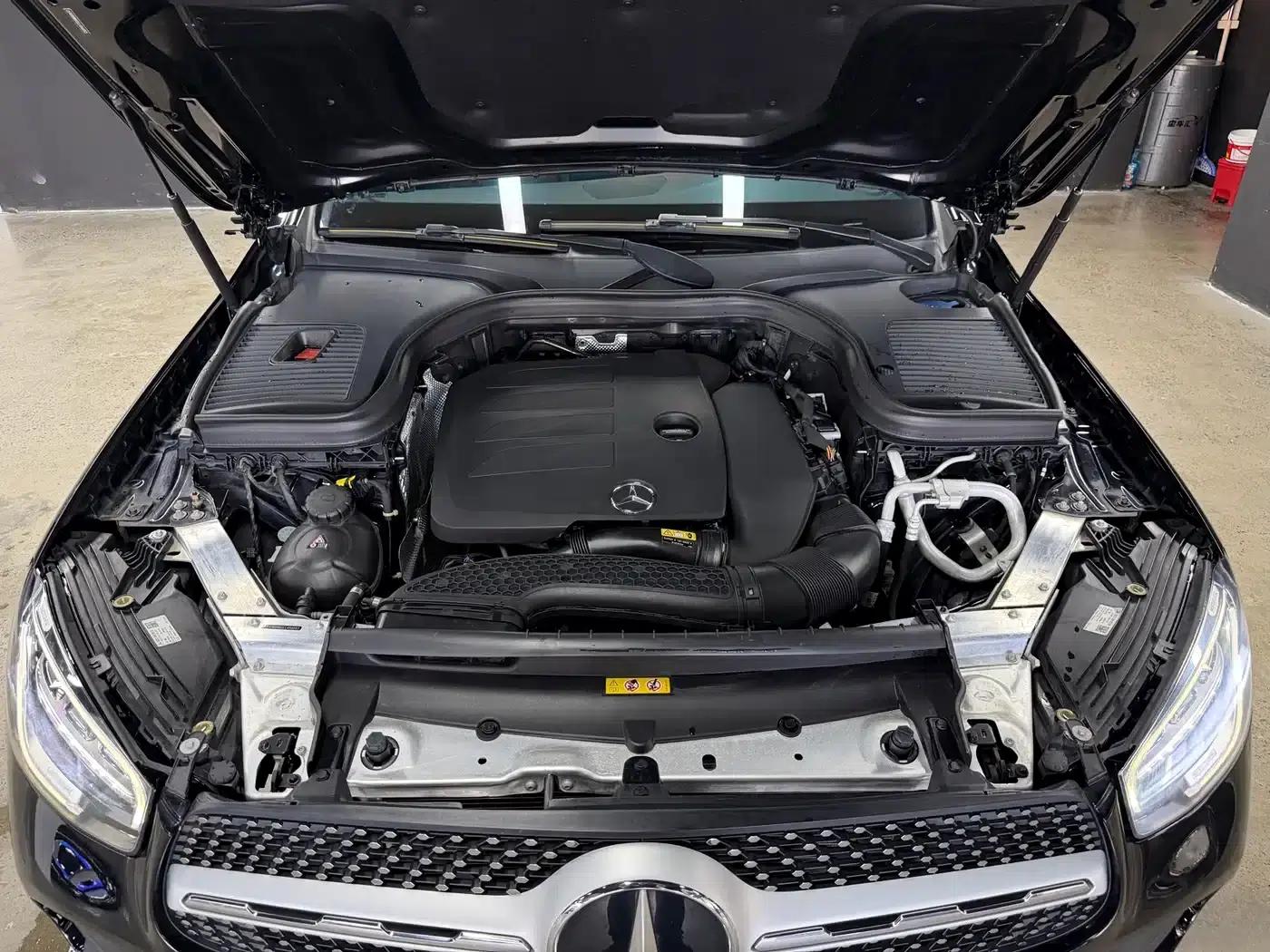 2020 Mercedes-Benz GLC 260 L 4MATIC Luxury — миниатюра 21