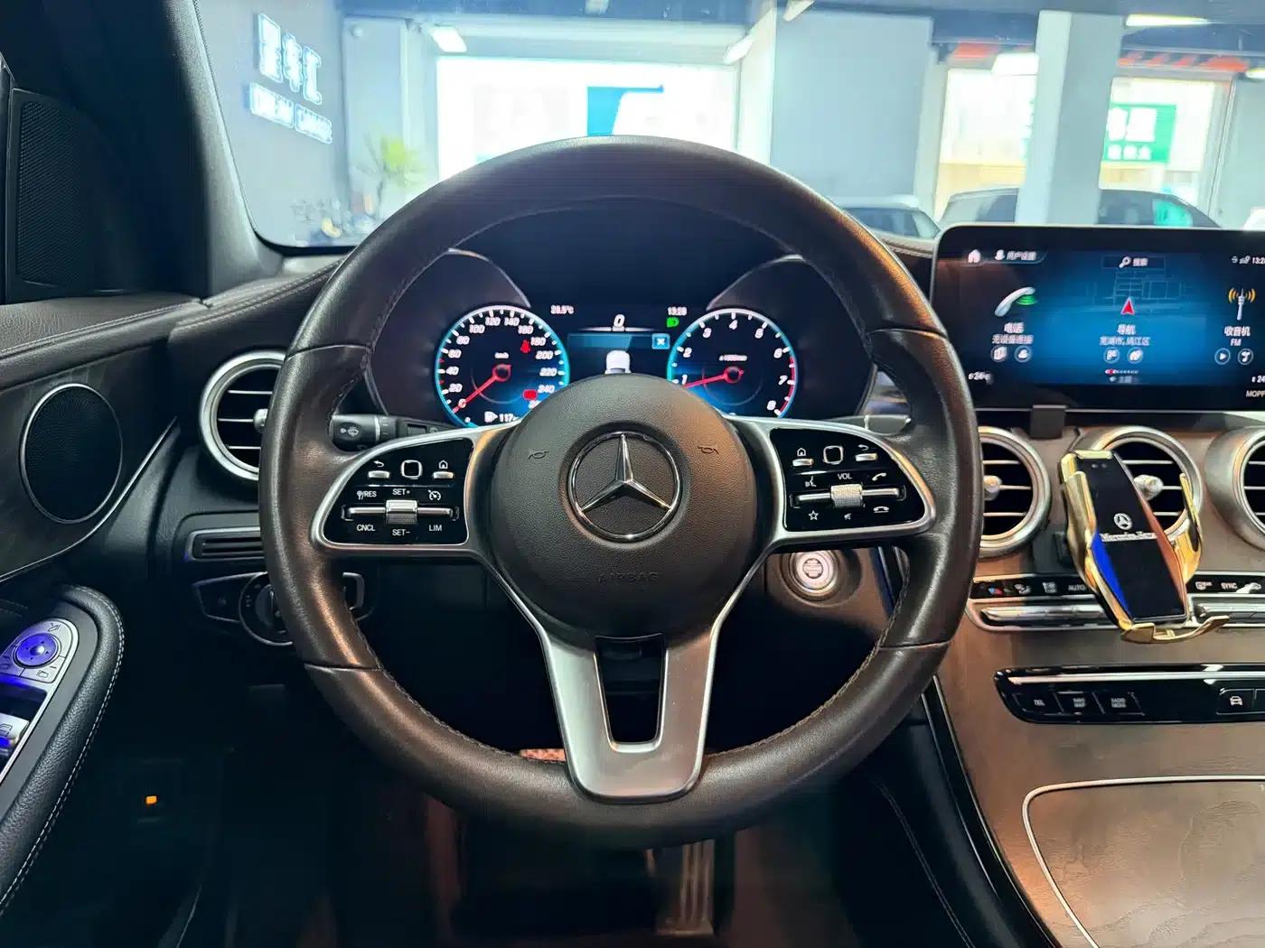 2020 Mercedes-Benz GLC 260 L 4MATIC Luxury — миниатюра 8