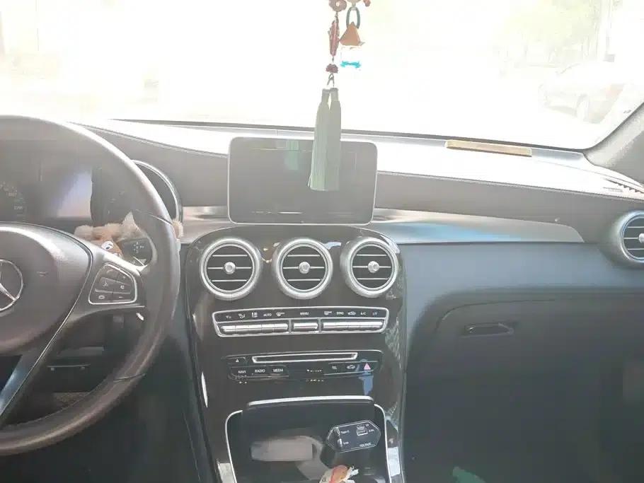 2019 Mercedes-Benz GLC 260 L 4MATIC Dynamic — миниатюра 13