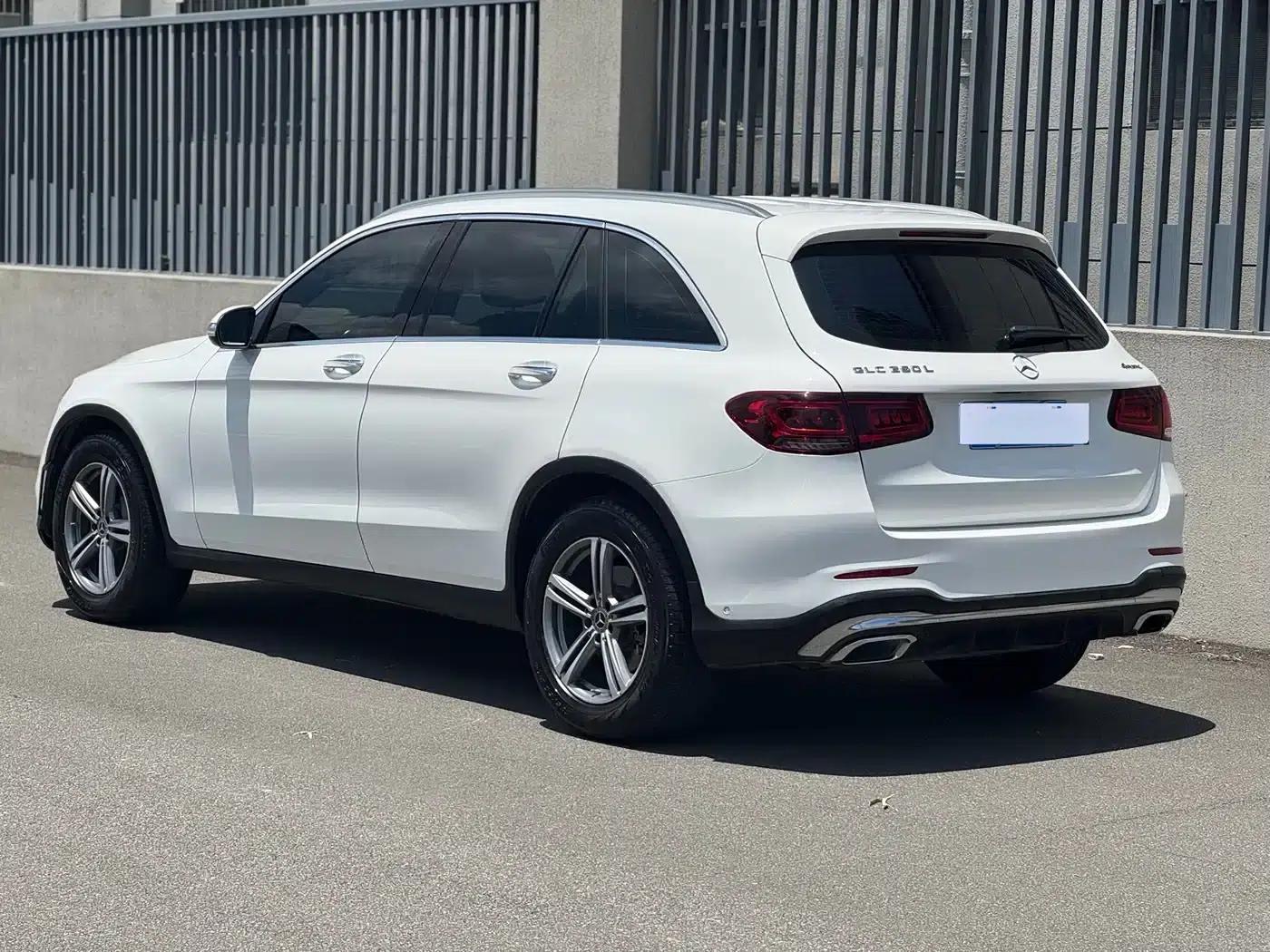 2020 Mercedes-Benz GLC 260 L 4MATIC Dynamic — миниатюра 8