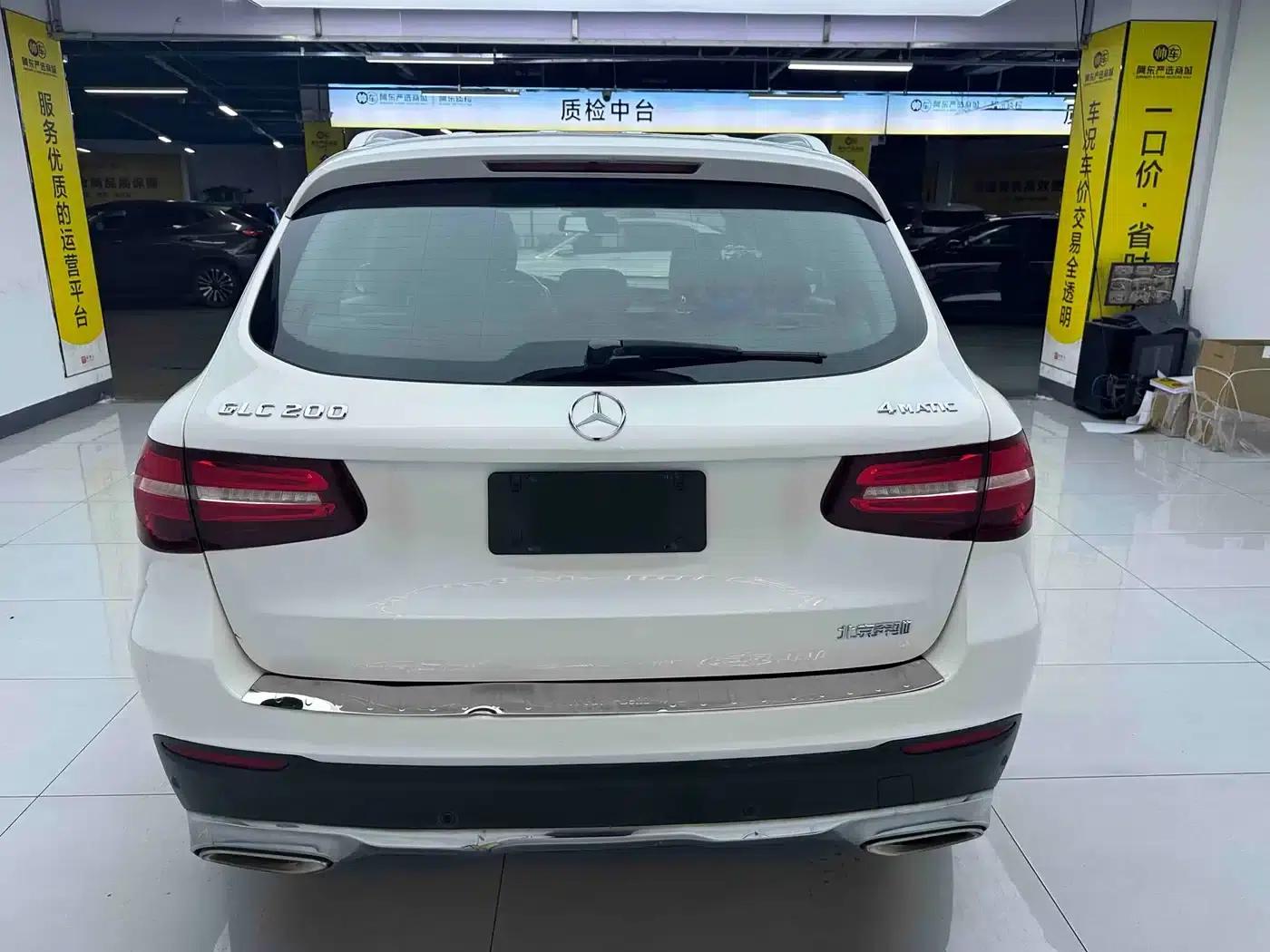 2016 Mercedes-Benz GLC 200 4MATIC — миниатюра 11
