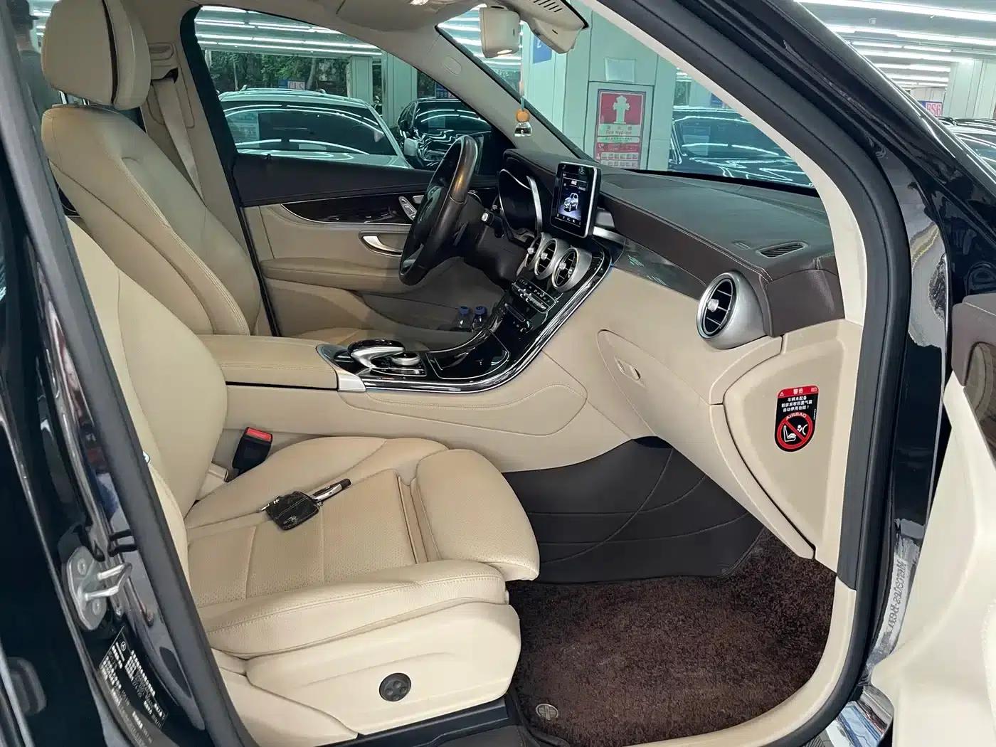 2019 Mercedes-Benz GLC 260 L 4MATIC Dynamic — миниатюра 5
