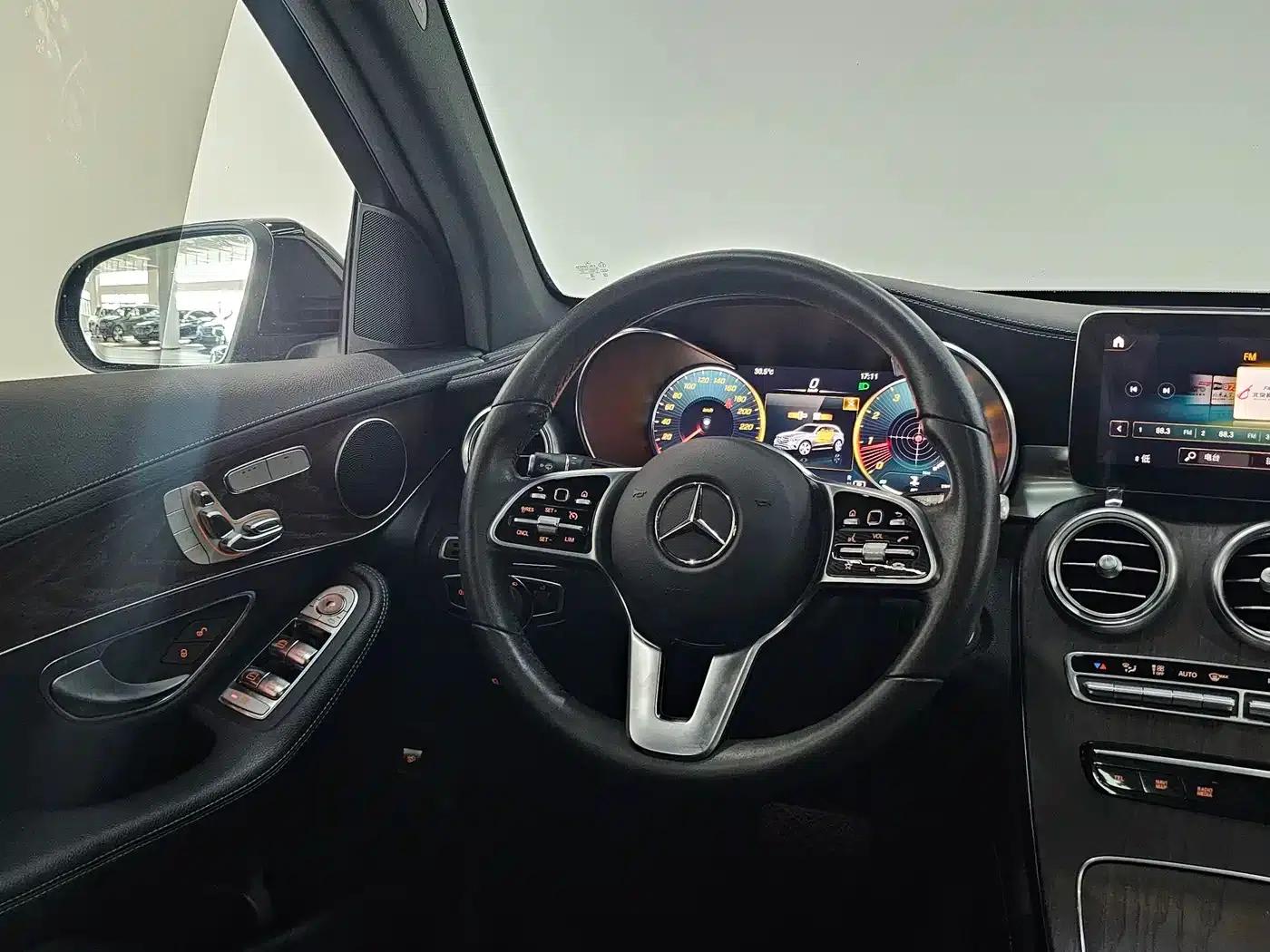 2021 Mercedes-Benz GLC 260 L 4MATIC Luxury — миниатюра 12