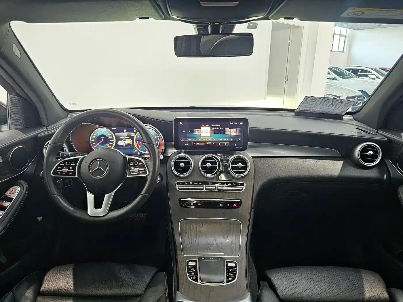 2021 Mercedes-Benz GLC 260 L 4MATIC Luxury — миниатюра 5