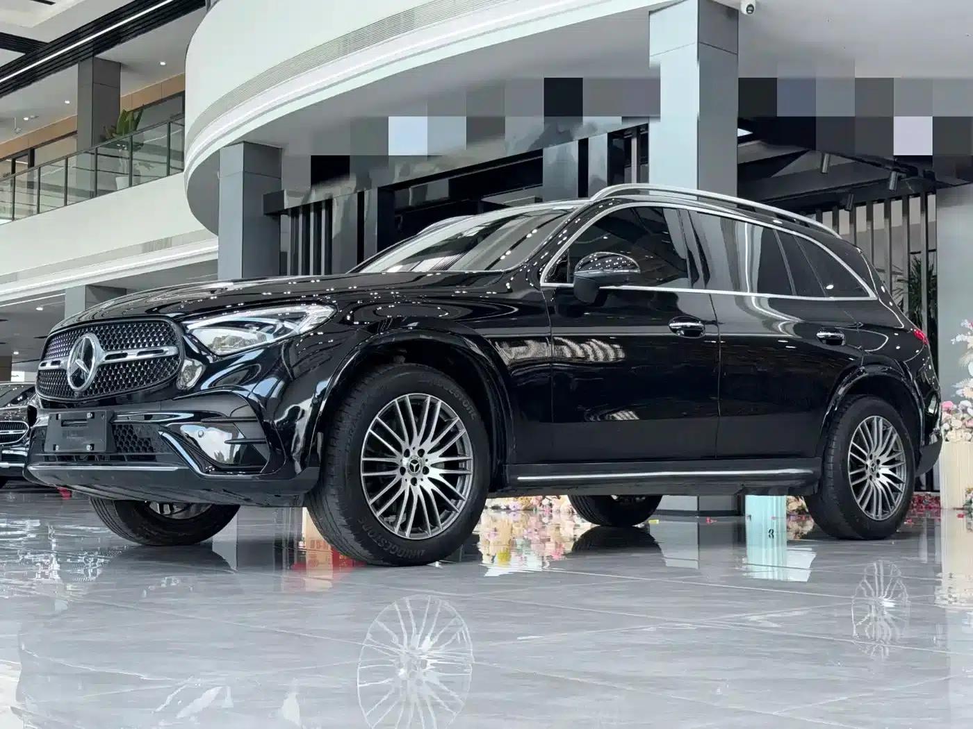2023 Mercedes-Benz GLC 300 L 4MATIC Dynamic 5-seater — миниатюра 1