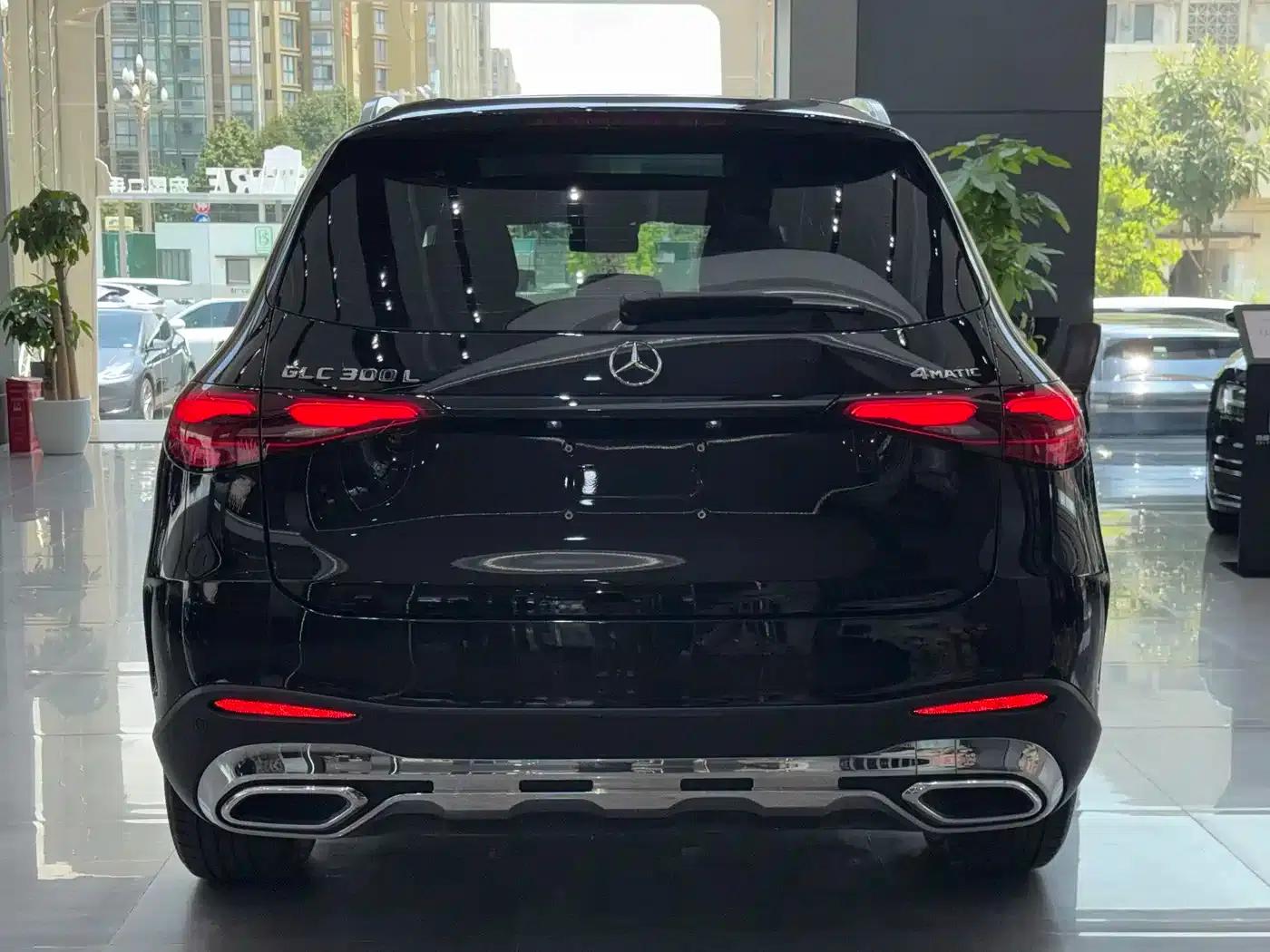 2023 Mercedes-Benz GLC 300 L 4MATIC Dynamic 5-seater — миниатюра 5