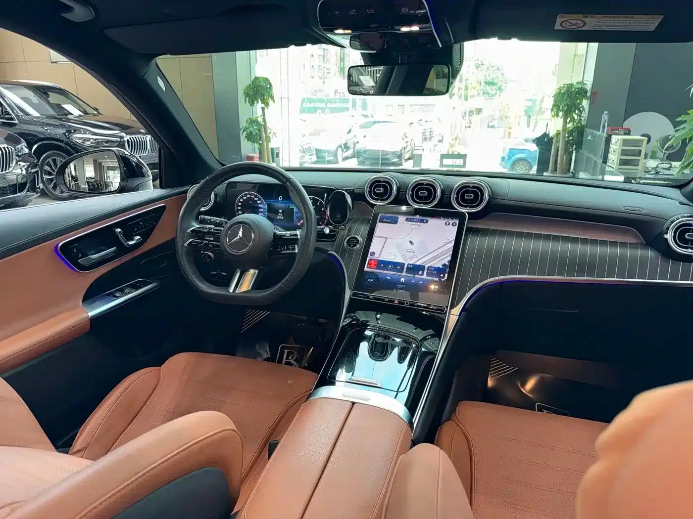 2023 Mercedes-Benz GLC 300 L 4MATIC Dynamic 5-seater — миниатюра 6