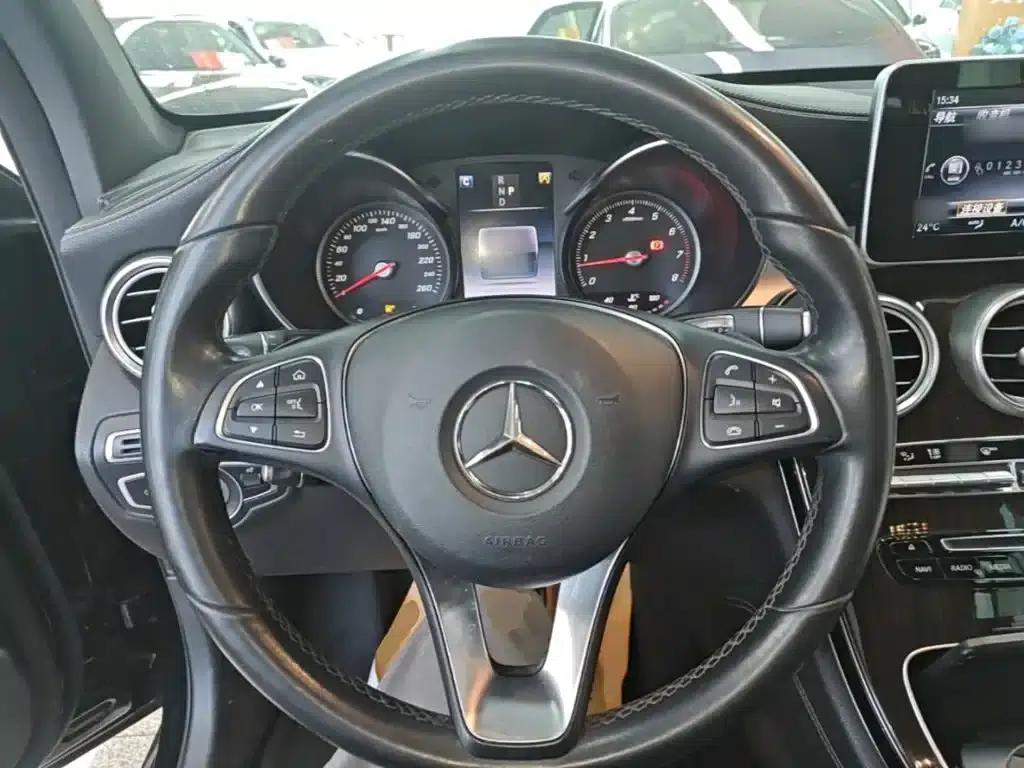 2019 Mercedes-Benz GLC 260 L 4MATIC Dynamic — миниатюра 11