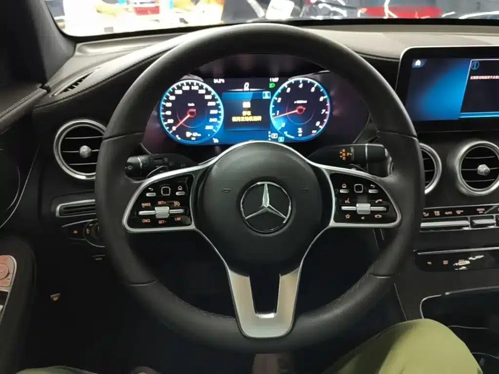 2021 Mercedes-Benz GLC 260 L 4MATIC Luxury — миниатюра 11