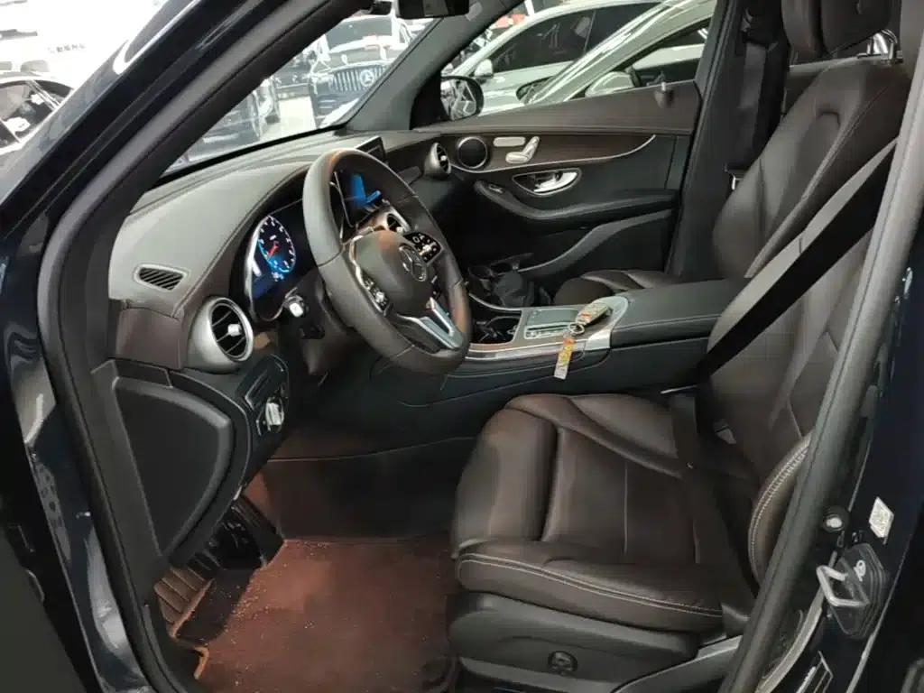 2021 Mercedes-Benz GLC 260 L 4MATIC Luxury — миниатюра 15