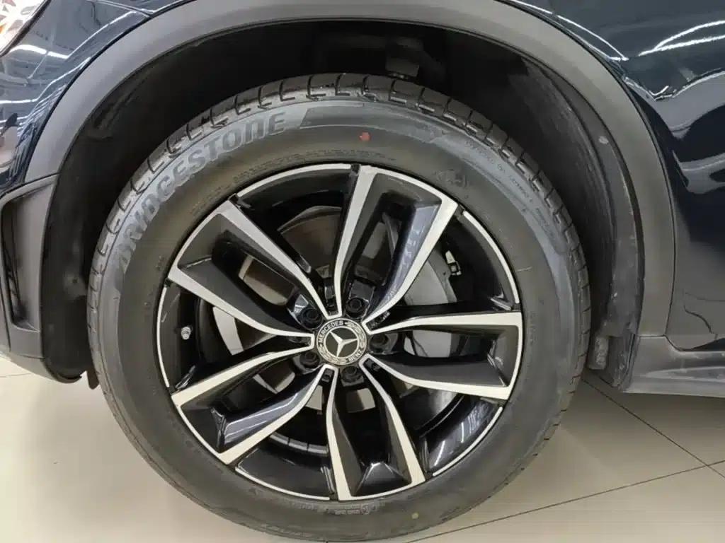 2021 Mercedes-Benz GLC 260 L 4MATIC Luxury — миниатюра 23