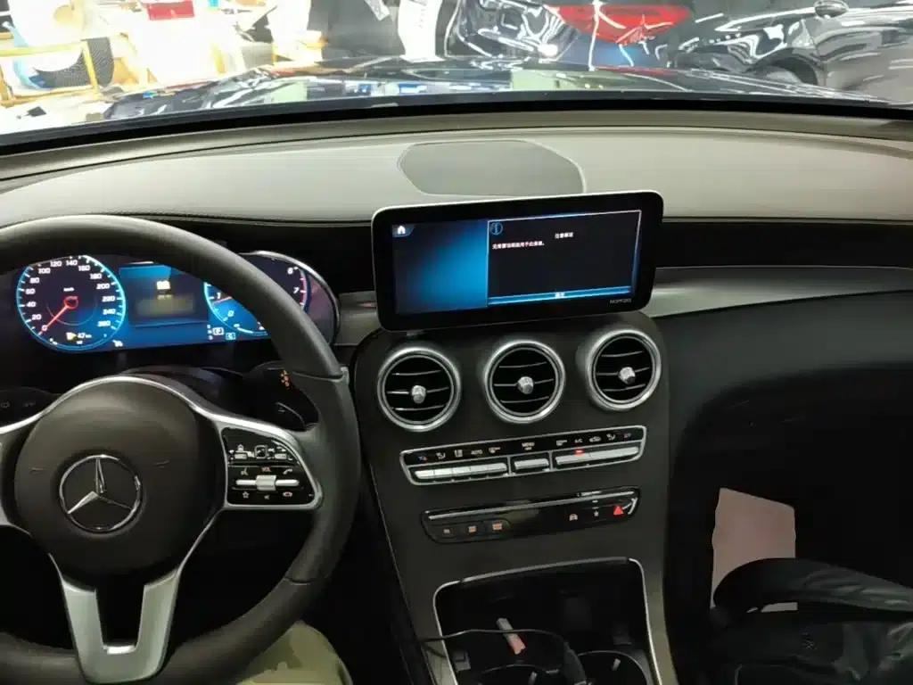 2021 Mercedes-Benz GLC 260 L 4MATIC Luxury — миниатюра 10