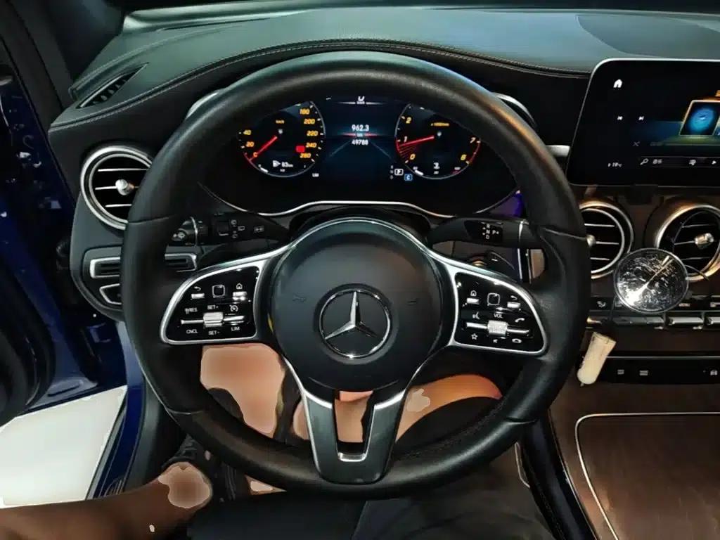 2020 Mercedes-Benz GLC 260 L 4MATIC Luxury — миниатюра 11