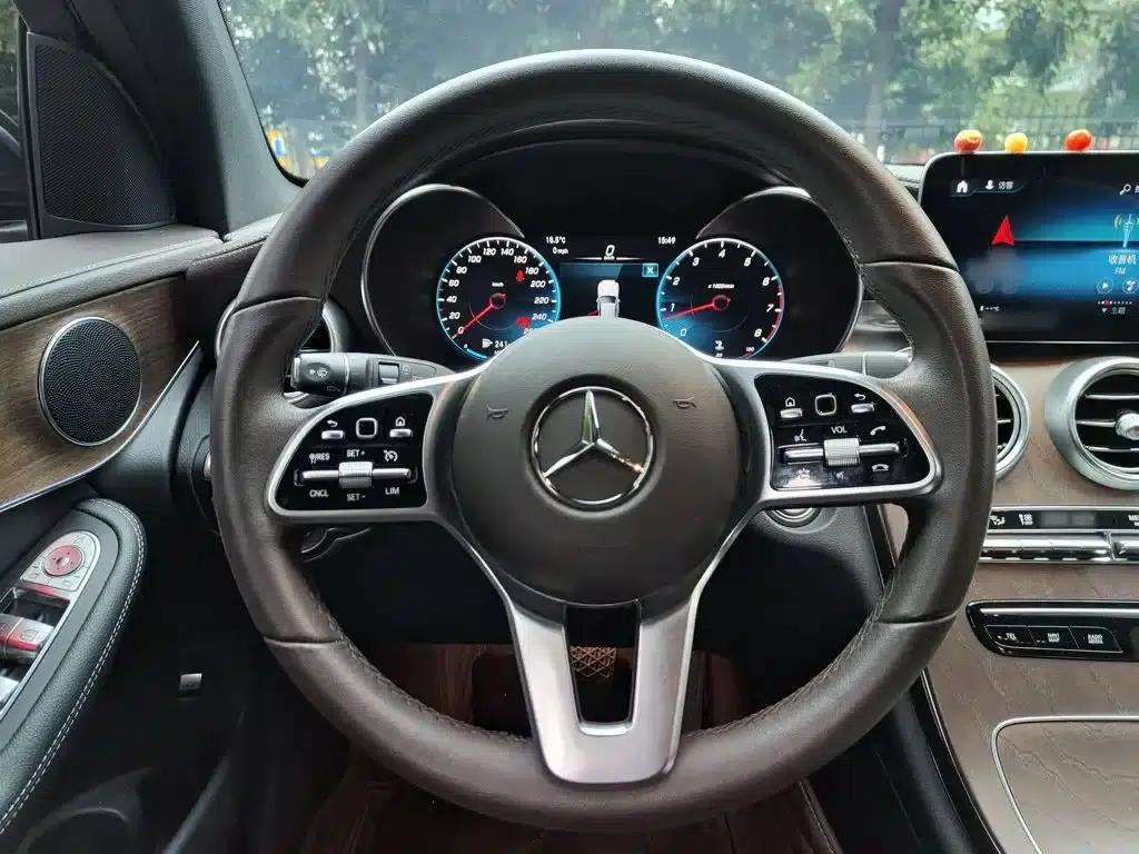 Mercedes-Benz GLC 2022 Facelift - GLC 260 L 4MATIC Luxury — миниатюра 3
