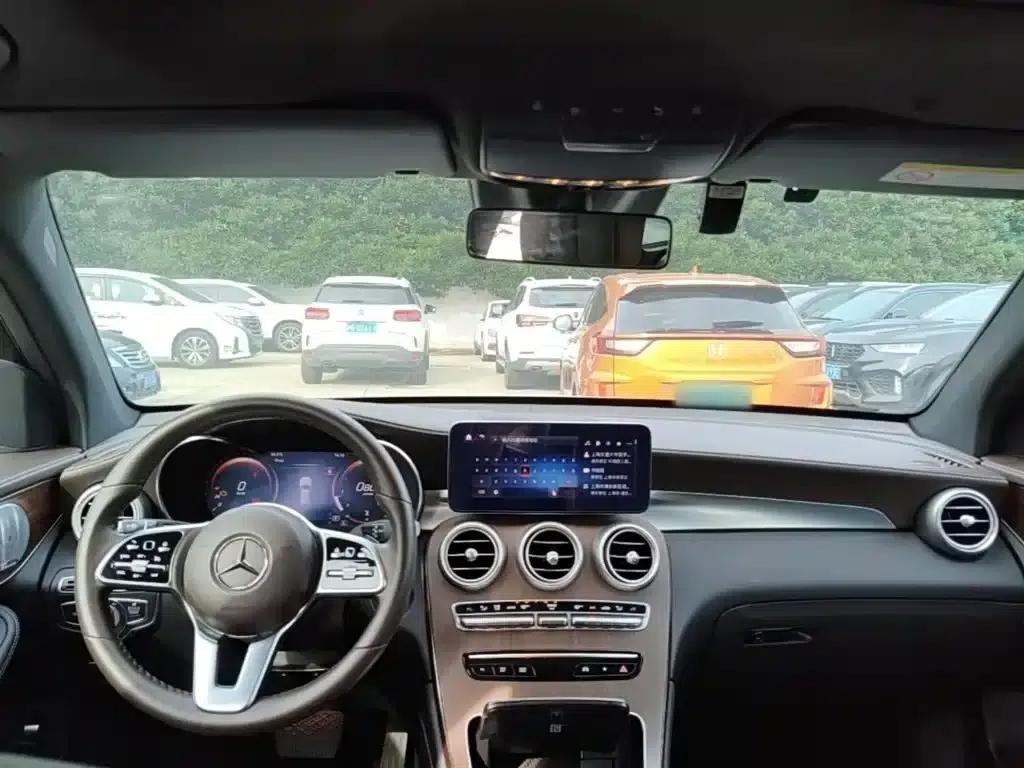 2021 Mercedes-Benz GLC 300 L 4MATIC Dynamic — миниатюра 10