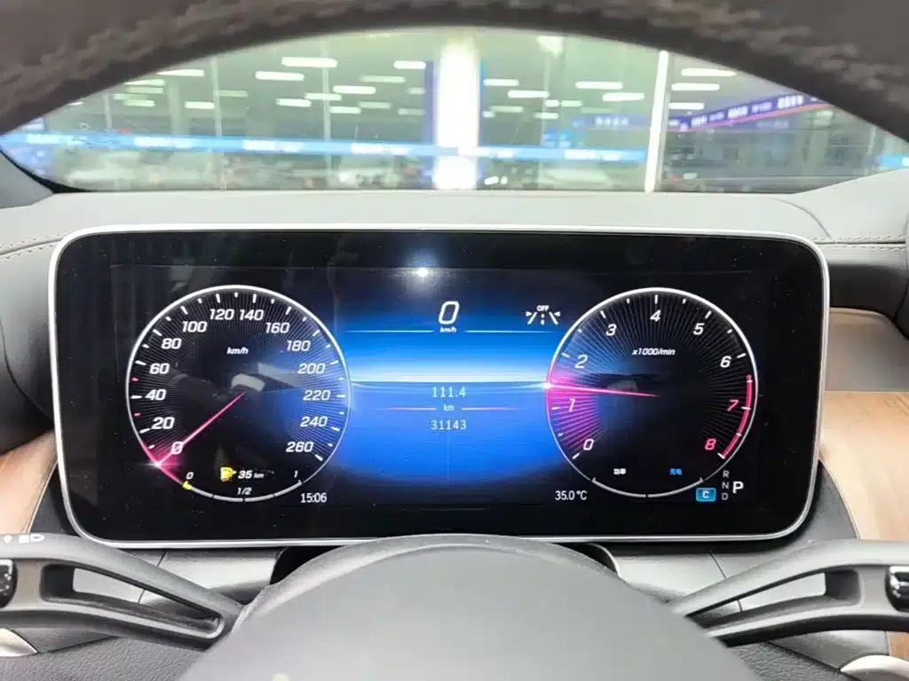 2024 Mercedes-Benz GLC 300 L 4MATIC Dynamic 5-seater — миниатюра 12