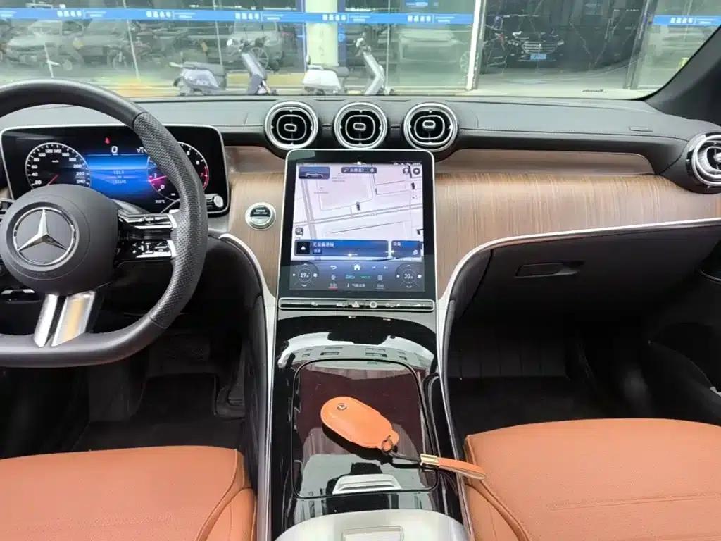 2024 Mercedes-Benz GLC 300 L 4MATIC Dynamic 5-seater — миниатюра 13