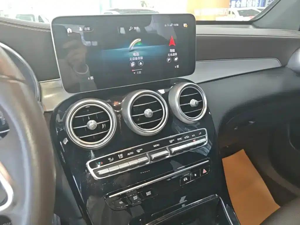 2021 Mercedes-Benz GLC 260 L 4MATIC Dynamic — миниатюра 13