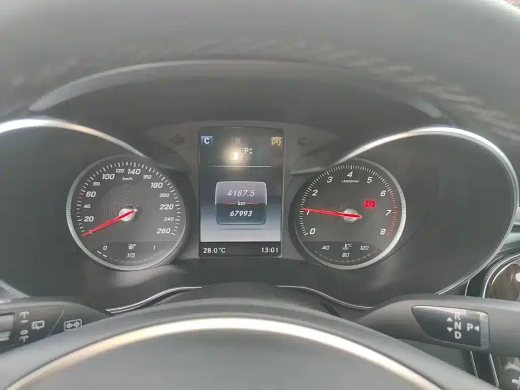 2016 Mercedes-Benz GLC 260 4MATIC Dynamic — миниатюра 12