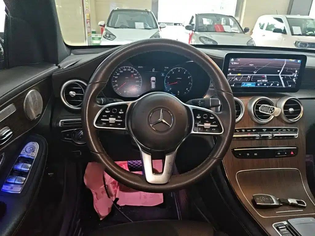 2021 Mercedes-Benz GLC 300 L 4MATIC Dynamic — миниатюра 11