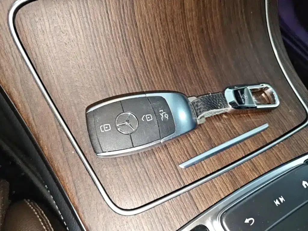 2021 Mercedes-Benz GLC 300 L 4MATIC Dynamic — миниатюра 9